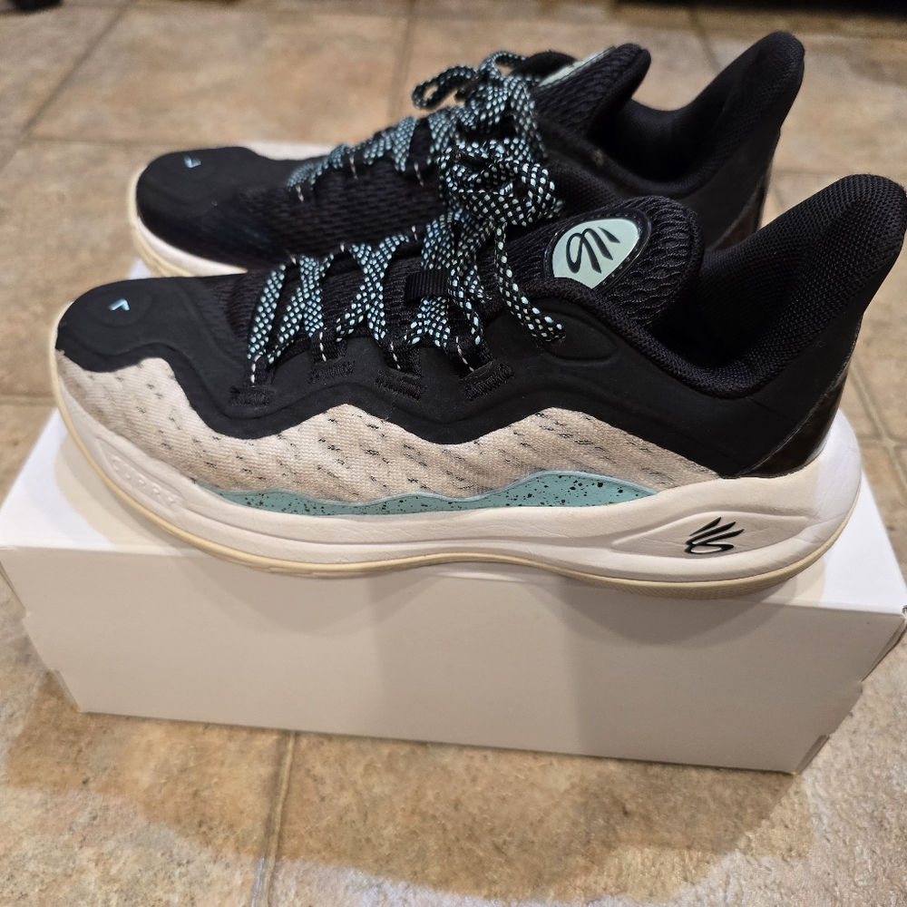 Under Armour Black and Teal Kids Sneakers